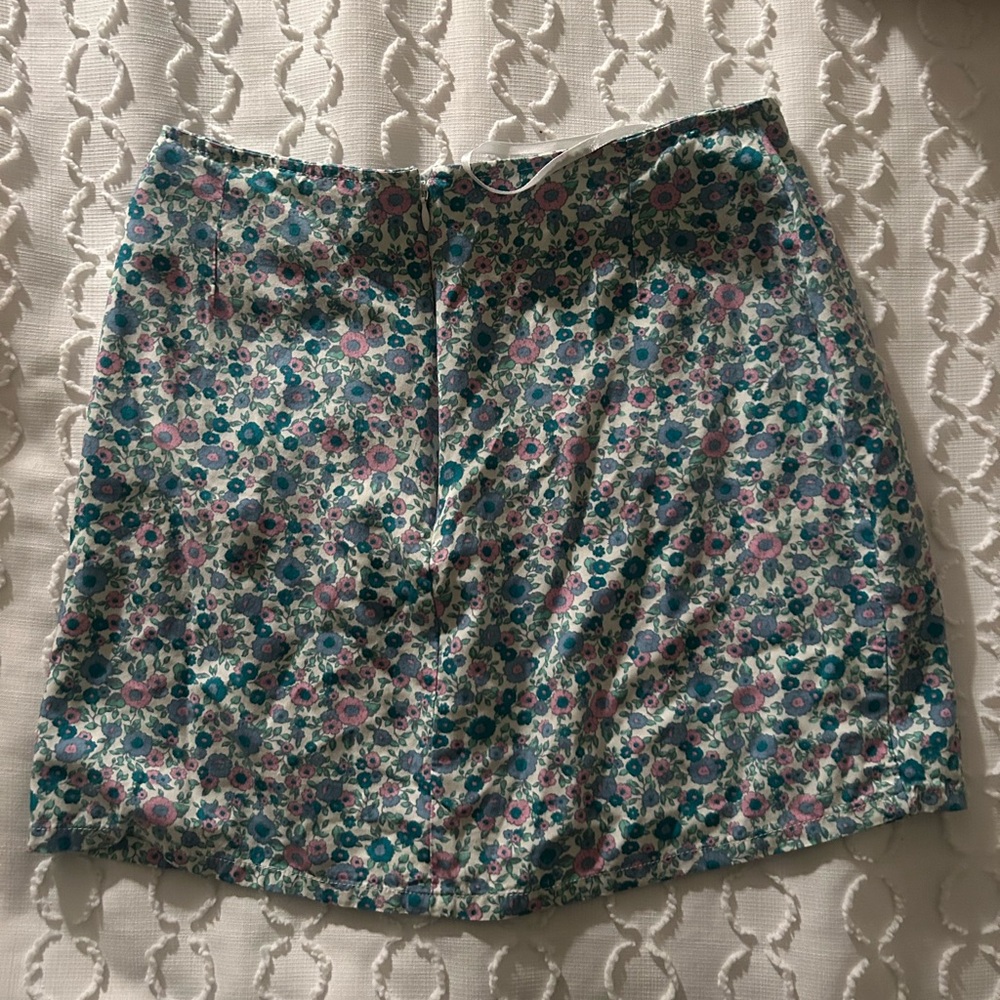 Motel Rocks skirt! - Picture 2 of 3